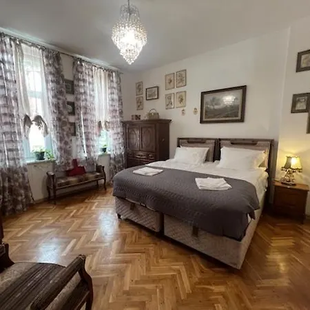 Aristocratic 2bdrm Varna
