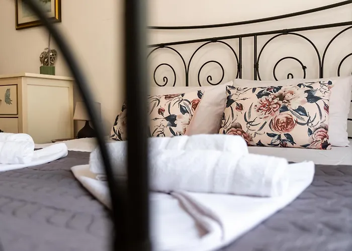 شقة Aristocratic 2bdrm فارنا