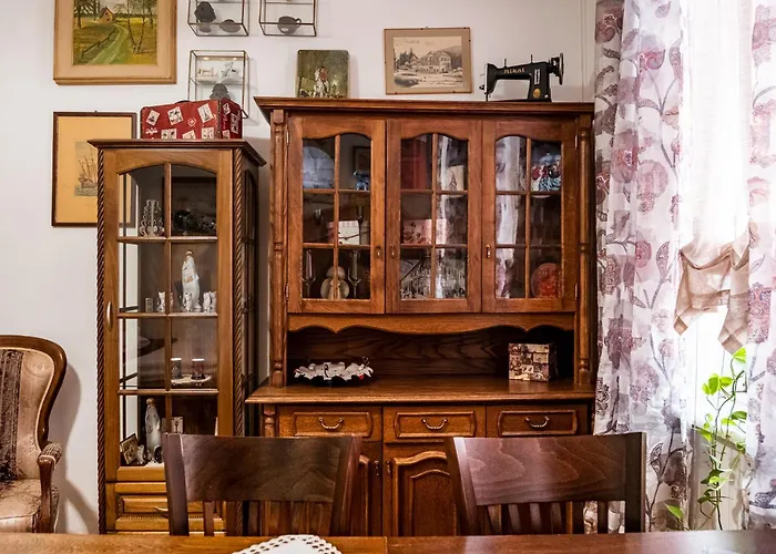 Aristocratic 2bdrm * فارنا