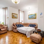 Aristocratic 2bdrm