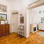 Aristocratic 2bdrm Varna
