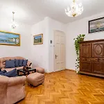 Appartement Aristocratic 2bdrm *