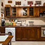 Aristocratic 2bdrm *
