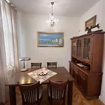 Aristocratic 2bdrm Appartement *
