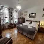 Aristocratic 2bdrm Appartement