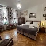 Aristocratic 2bdrm Varna