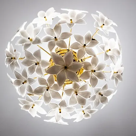 Aristocratic 2bdrm Варна