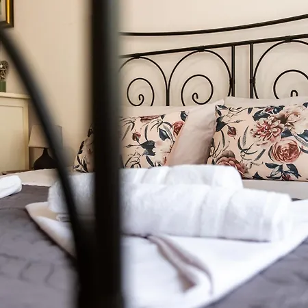 דירה Aristocratic 2bdrm וארנה